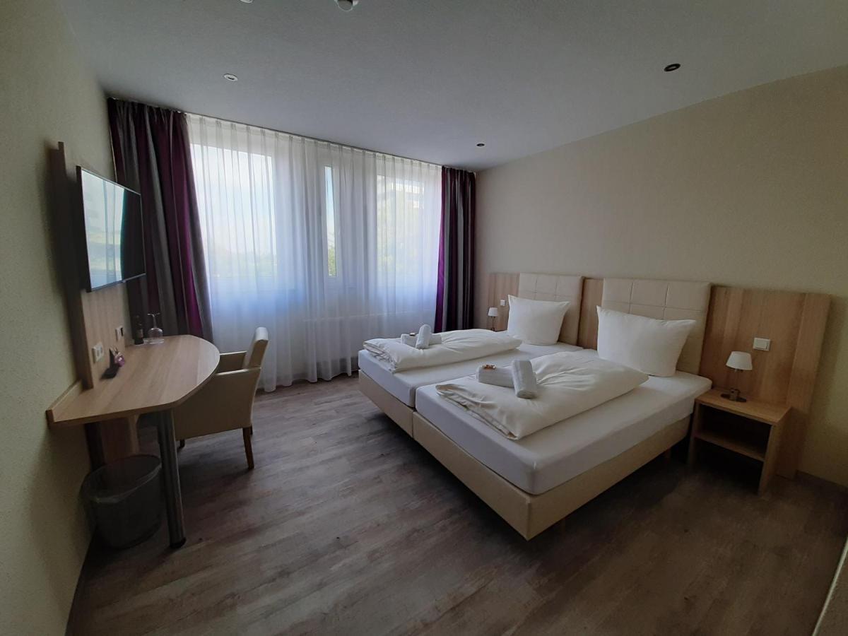 Hotel Siebenschlaefer Am Wasserturm Alsdorf Luaran gambar