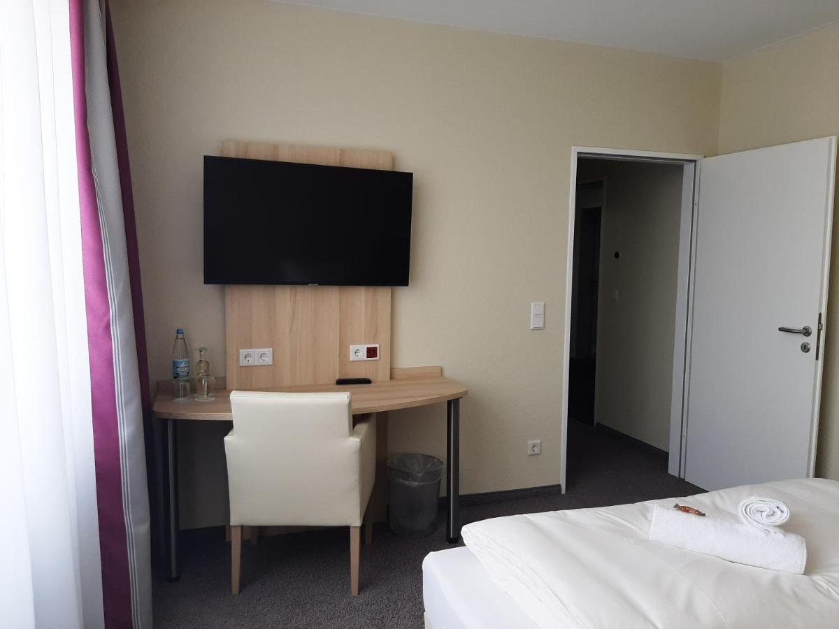 Hotel Siebenschlaefer Am Wasserturm Alsdorf Luaran gambar